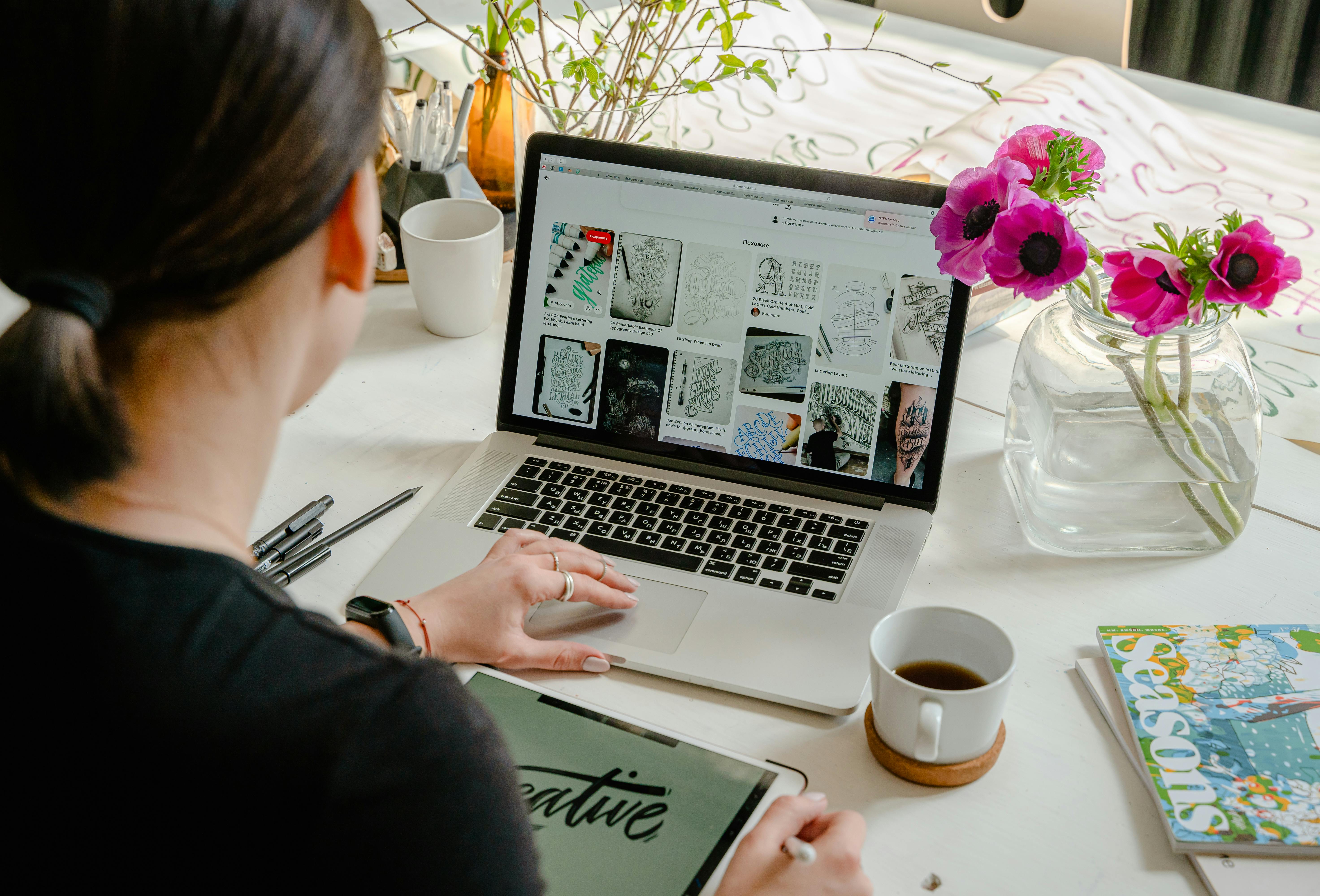 graphic-designer graphic designer